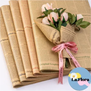 กระดาษคราฟท์ลายหนังสือพิมพ์ สำหรับห่อของขวัญและช่อดอกไม้
