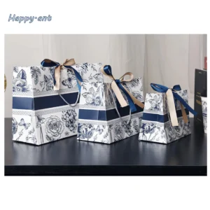 ถุงกระดาษหูหิ้วแฟชั่น ลายดอกไม้ สำหรับใส่ของขวัญ