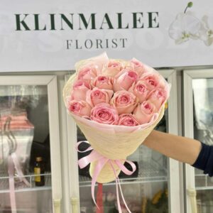 ช่อกุหลาบชมพูโทนธรรมชาติ