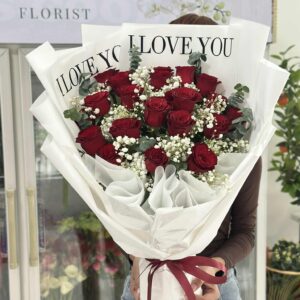 ช่อกุหลาบแดงสื่อความรัก